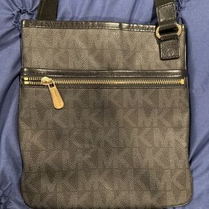 Black Michael kors purse